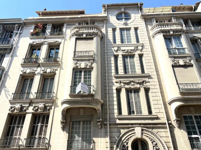 Beau 3 pièces avec cachet – Libération, Nice