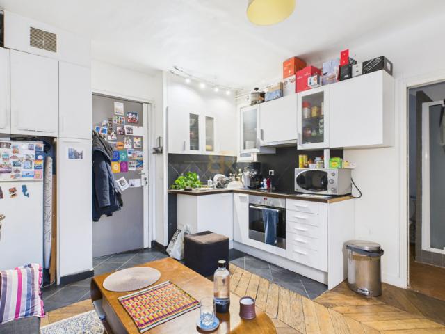 BEAU 3 pièces de 36,5m2 CALME et LUMINEUX avec 3 fenêtres VU