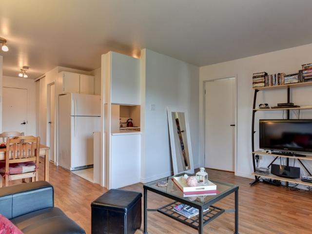 BEAU 3 ½ RÉNOVÉ, 1065$/MOIS TOUT INCLUS