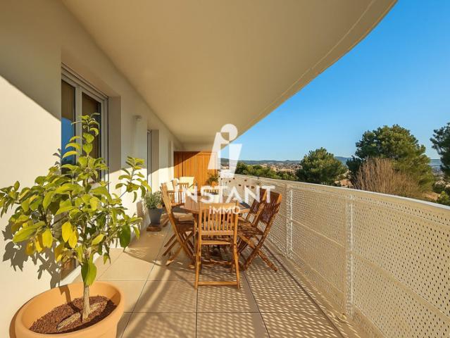 Beau 3P Dernier Etage Balcon 32m² Aucun vis à vis
