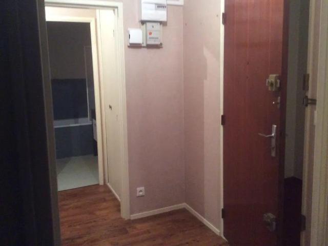 Beau 3P 45m² avec balcon dans immeuble sécurisé