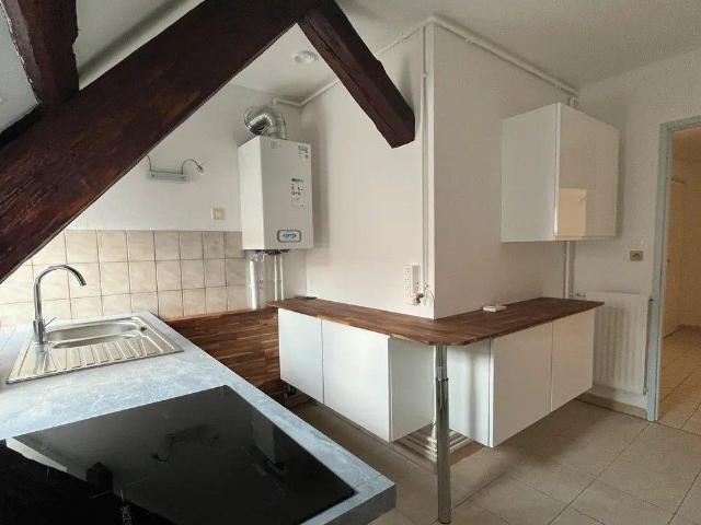 Beau 3P 69m² refait à neuf dans une rue calme