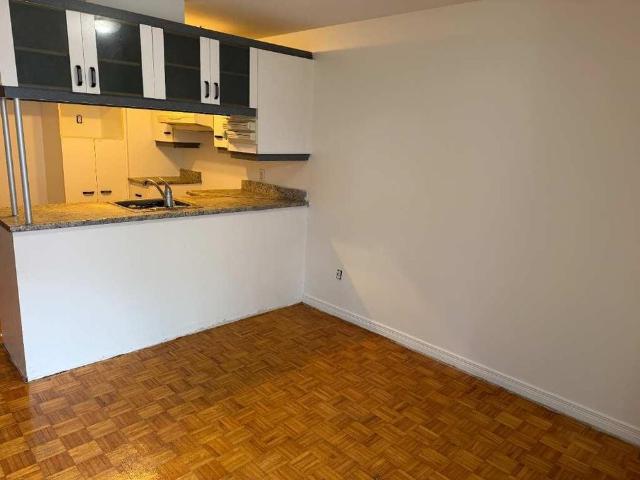 Beau 4 1/2 à louer To rent, Ahuntsic Cartierville. Occupation immédiate