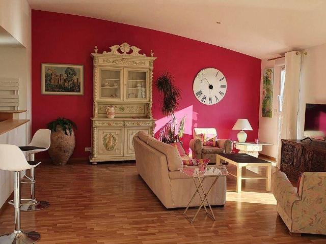 Beau 4P meublé 131m² au calme
