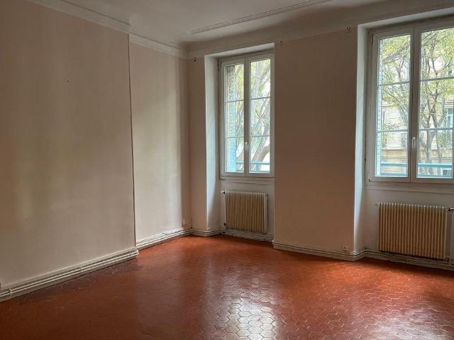 Beau 4P 77m² quartier vivant et sympathique