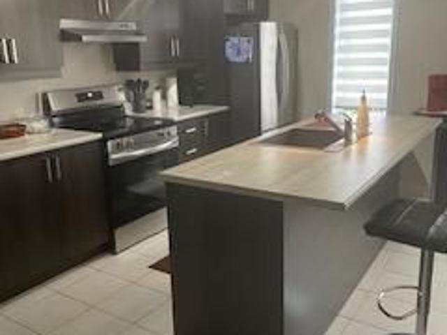 Beau 5 et demi à Blainville