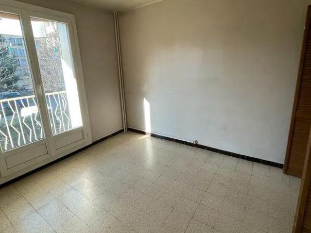 Beau 5P 75m² avec parking et balcon proche Giono