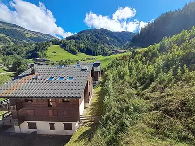 Beaufort 73270 Achat / Vente appartement 3 pièces t3 au dernier étage cave