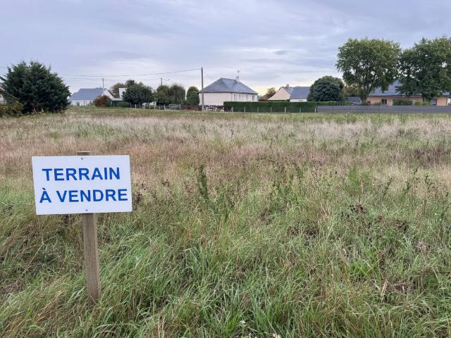 Beaufort en Vallée Vente Terrain 49