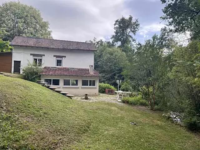 Beaulieu sur Dordogne 19120 Achat / Vente maison 4 pièces t4 parking