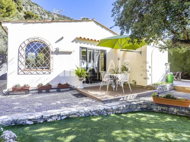 Beaulieu sur Mer: Maison 4 Pièces Piscine Garage Jardin