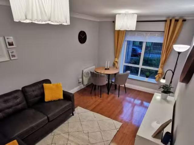 Beaumont Hall, Beaumont Woods, Beaumont, Dublin 9 is for rent