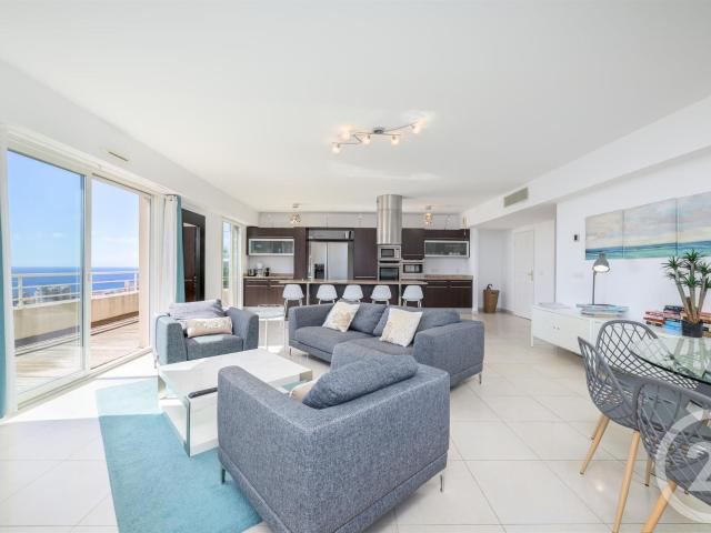 Beausoleil, rare, penthouse ! Cet appartement en dernier éta. 108m² Beausoleil