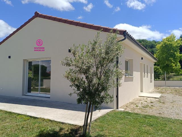 BEAUSEMBLANT Construction récente 96m2 habitables 3 chambres Terrain 506m2