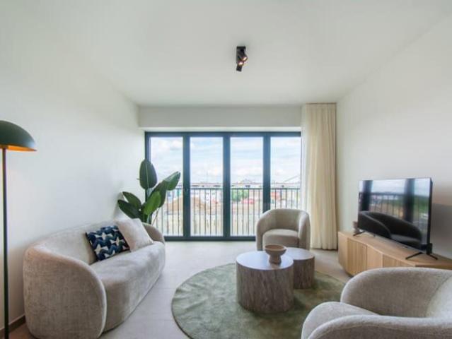 Beautifuk furnished new 2br. apartment with balcony