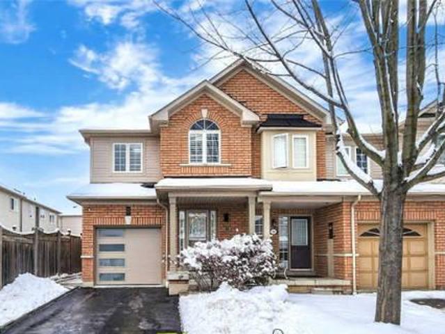 BEAUTIFUL 3 BDRM END UNIT TOWNHOME IN AJAX FOR SALE