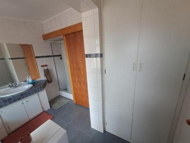beautiful 3 bedroom family home on t.