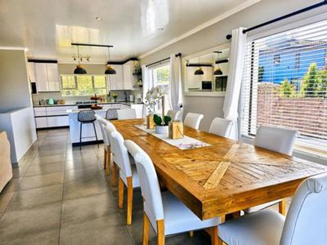 beautiful 3 bedroom family house on.