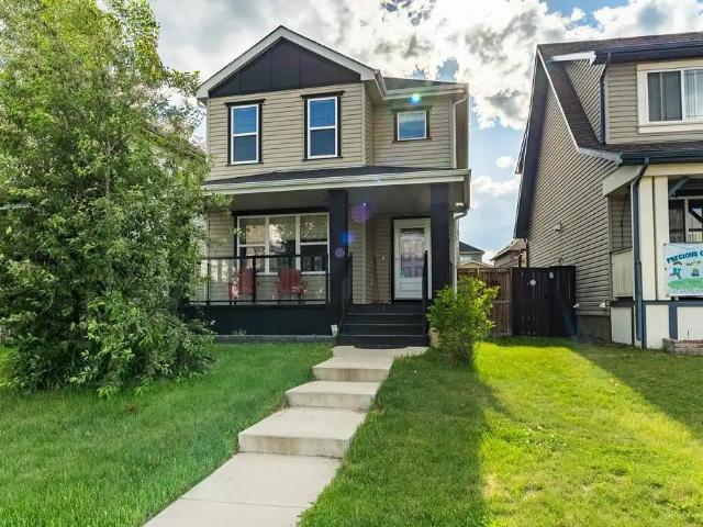Beautiful 3 Bedroom Home with A/C in Copperfield SE – Family Friendly Community