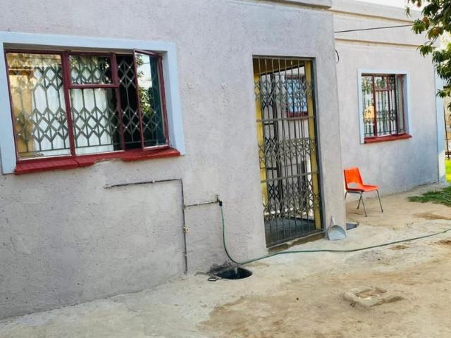 Beautiful 3 Bedroom House For Sale Neg 10 Min To University Mankweng Unit G Cash Only