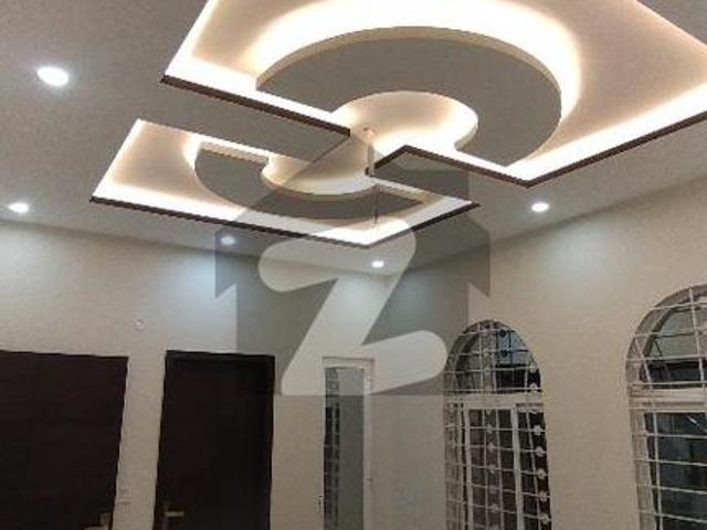 BEAUTIFUL 3 MRLA DOUBLE STOREY HOUSE Available for sale in Al hafeez 5 Near Park and Market on 30 foot carpeted road Al Hafeez Garden Phase 5