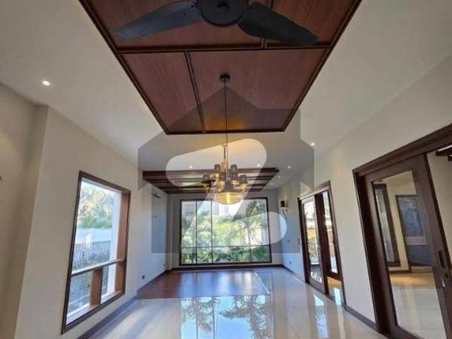 Beautiful 1000 Yards Bungalow Available For Sale In DHA Phase 8