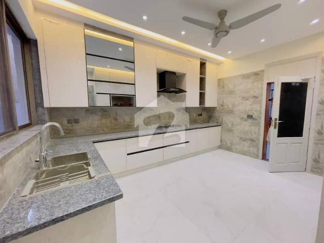 Beautiful 1022 Sq Yards Outclass 6 Bed Luxury House For Sale In F 10 Islamabad VIP Location Out Of Market 32 Crore