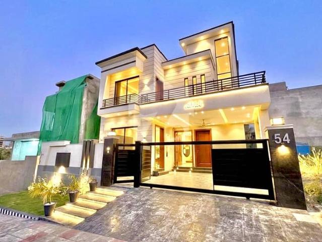 Beautiful 10 Marla House For Sale In Dha Phase 5 Islamabad