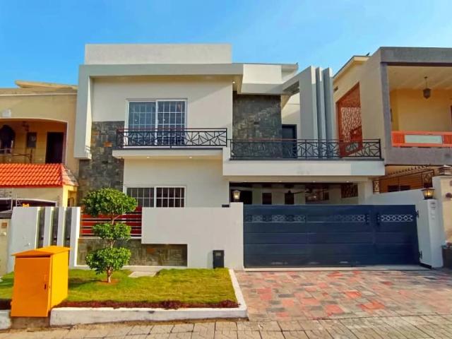 Beautiful 10 Marla New House For Sale Bahria Town Phase 8 Block H 8 Rawalpindi Bahria Town Rawalpindi ID 89528