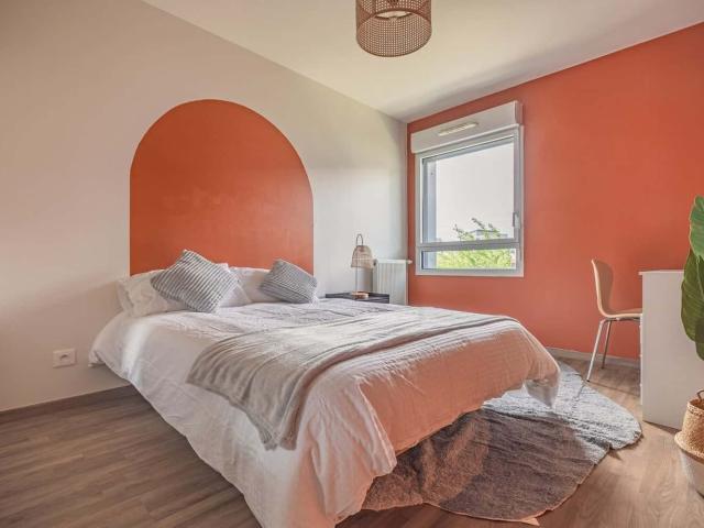 Beautiful 11 m² room for rent in Bordeaux BO38
