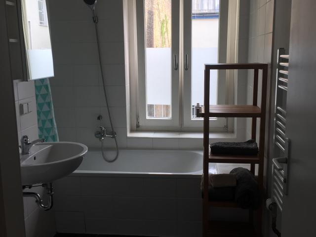 Beautiful 1 room apartment with balcony in Kreuzberg