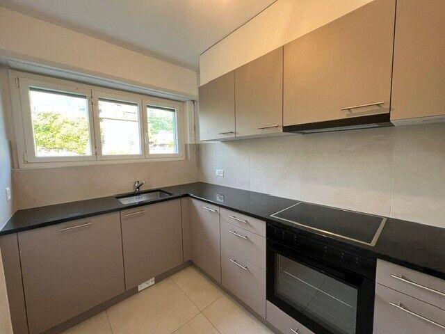Beautiful 2.5 room apartment completely renovated on the ground floor