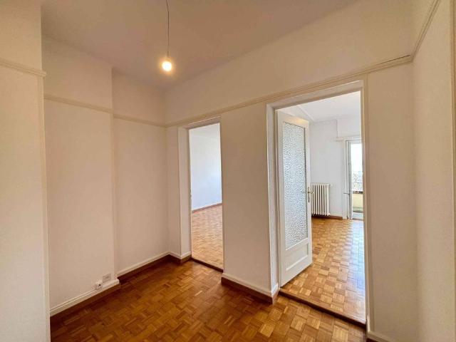 Apartment with 2.5 rooms for rent in Lausanne 49 m²