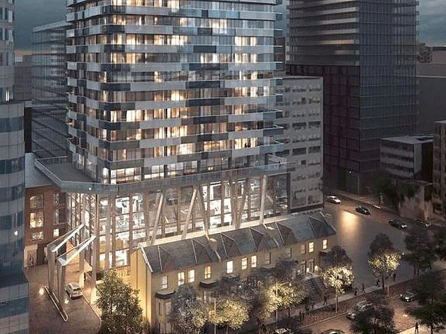 Beautiful 2 Bed, 2 Bath Condo In Toronto