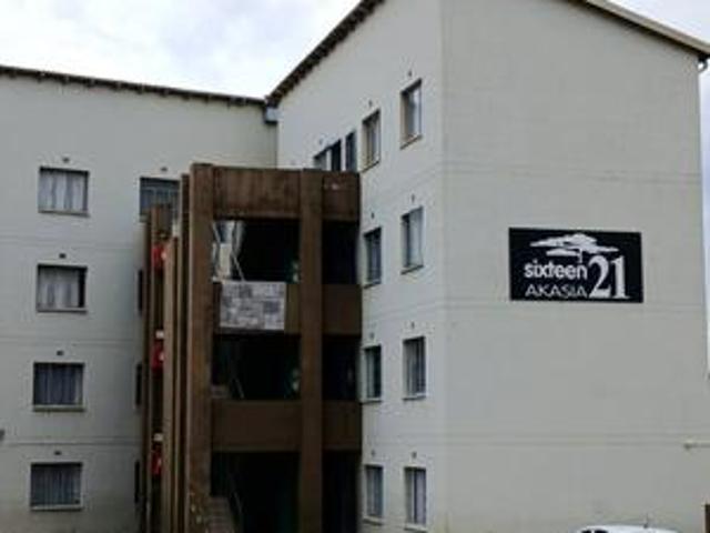beautiful 2 bedroom apartment on the.