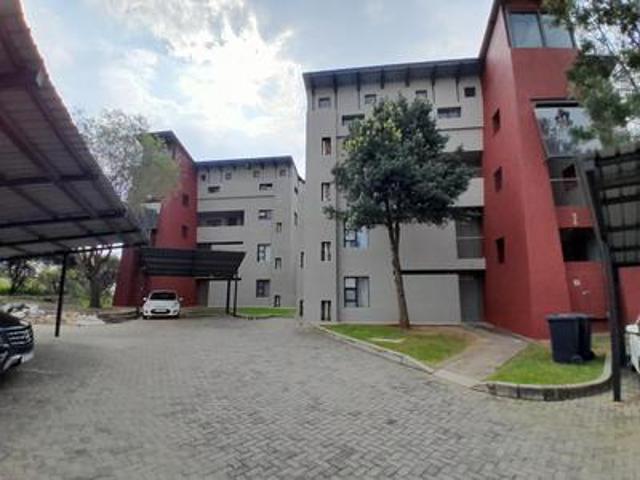 beautiful 2 bedroom apartment on the.