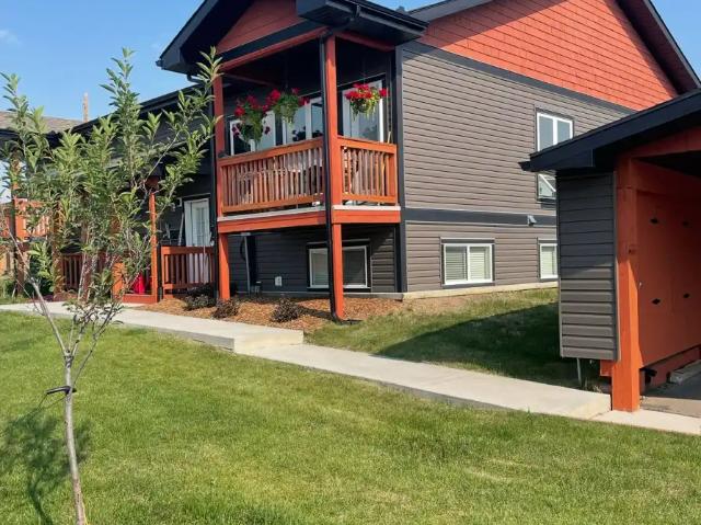 Beautiful 2 Bedroom Condo for Rent in Graybriar Greens