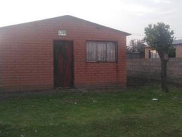 beautiful 2 bedroom house