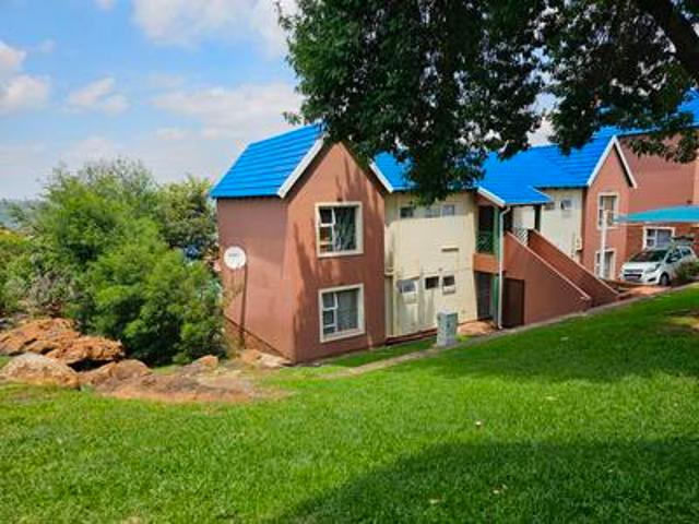 beautiful 2 bedroom 1 bathroom apart.