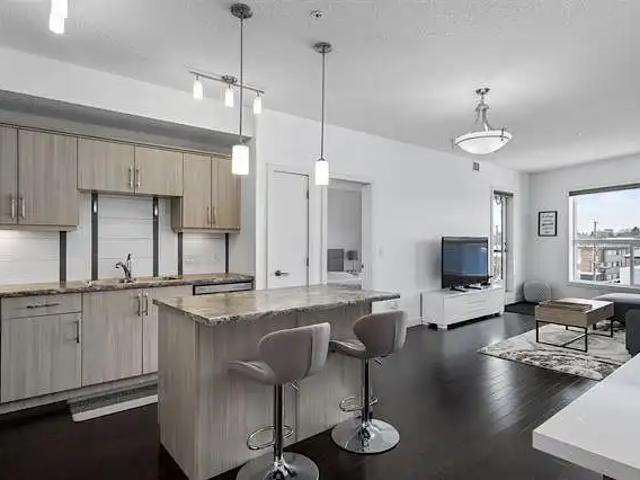 Beautiful 2 Bedroom 2 Bath Condo in Brewery District
