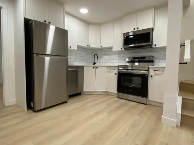BEAUTIFUL 2 BEDROOM
