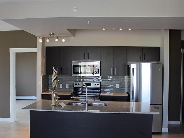 Beautiful 2 Bedrooms 2 Baths Downtown Condo With Great View