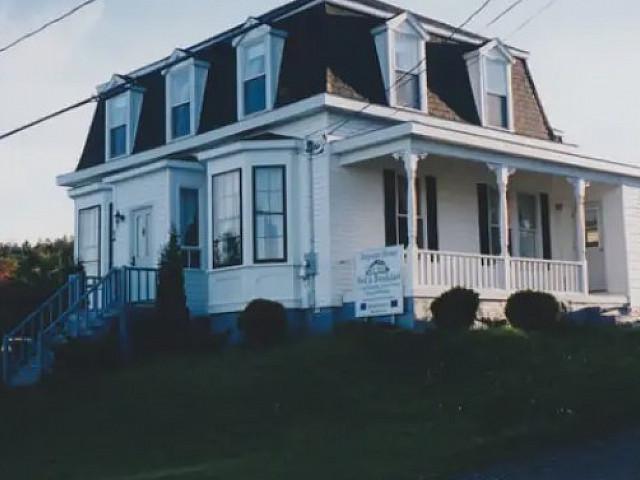 Beautiful 2 Century Home On The Bay Of Fundy, New Brunswick