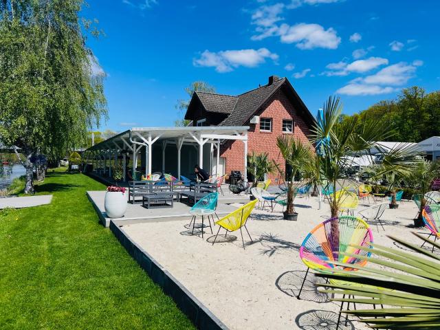Beautiful 2 room apartment directly on the Havel
