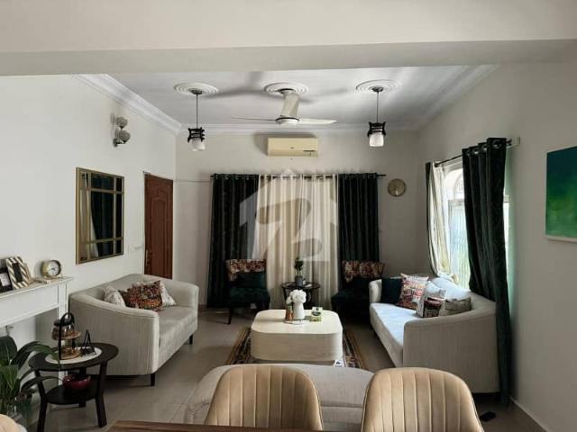 Beautiful 35x80 Triple Storey House Next To Kachnar Park For Sale In I 8/3