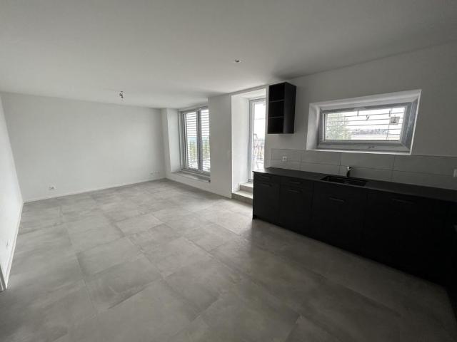 Beautiful 4.5 room apartment near Gland