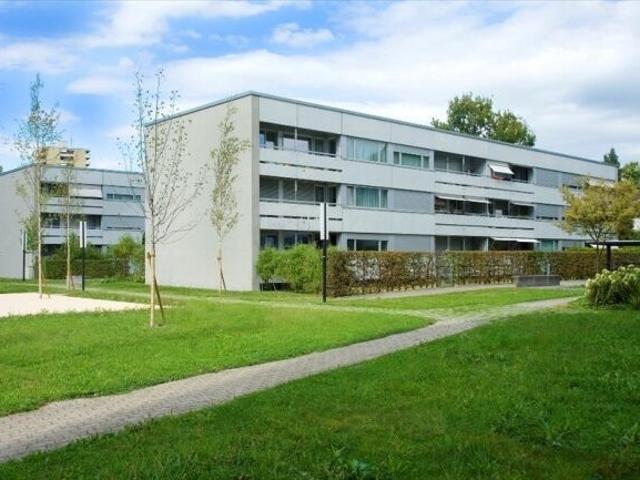 Beautiful 4.5 room apartment near Eglisee