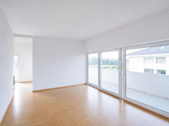 Beautiful 4.5 room apartment with balcony terrace of 50m2