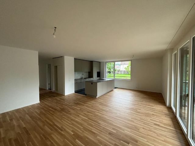 Beautiful 4.5 room garden apartment in a quiet and central location
