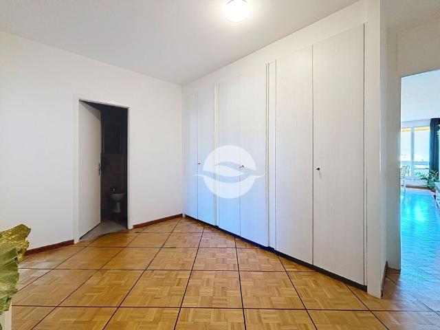 Beautiful 4.5 room through apartment